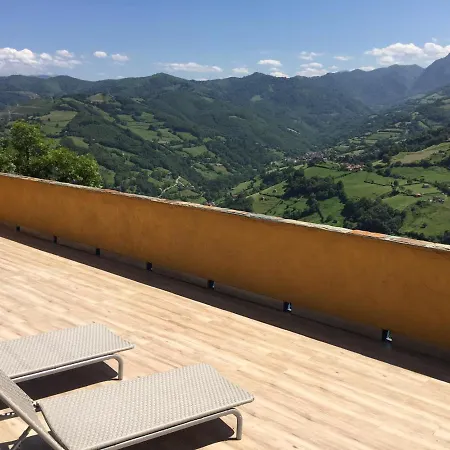 La Aldea Sonada * Οβιέδο