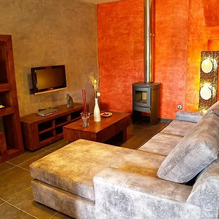 La Aldea Sonada * Οβιέδο