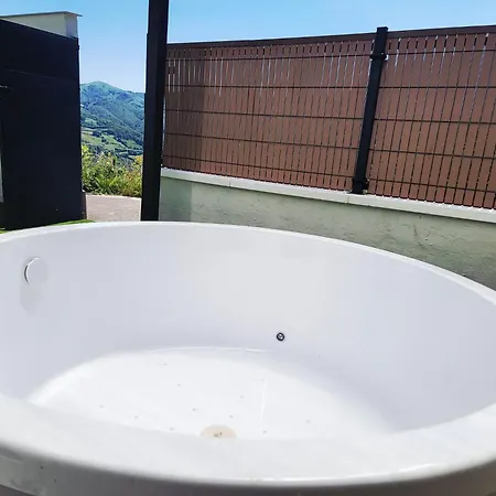 La Aldea Sonada Οβιέδο