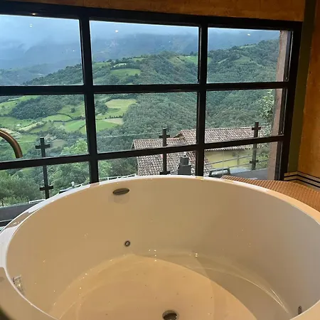 La Aldea Sonada イン *